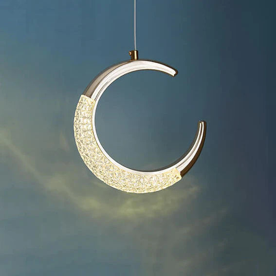 ESSA CRYSTAL PENDENT