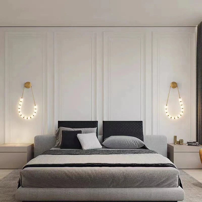 Modern Necklace Design Wall Light – Decorative Gold & Globe Sconce