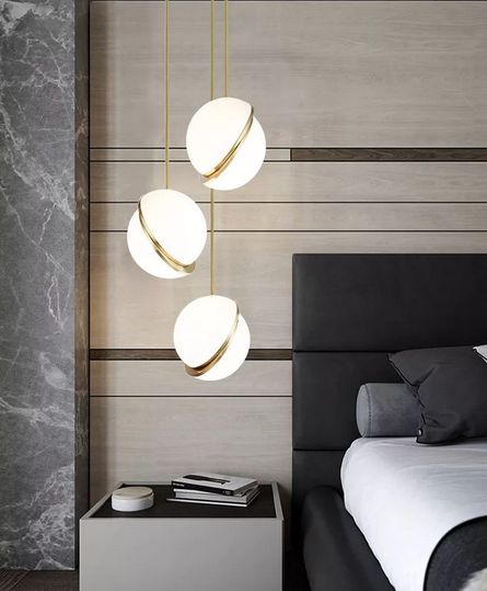 ENCHANTED PENDENT LIGHT