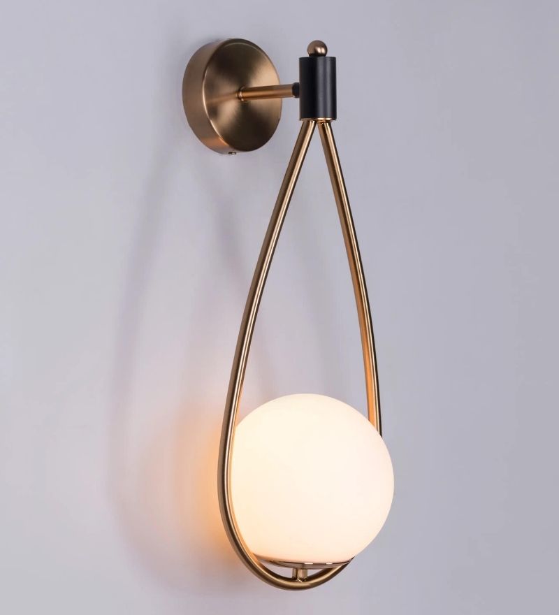 BOKT WALL LIGHT