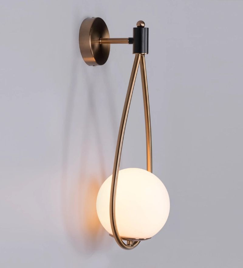 BOKT WALL LIGHT