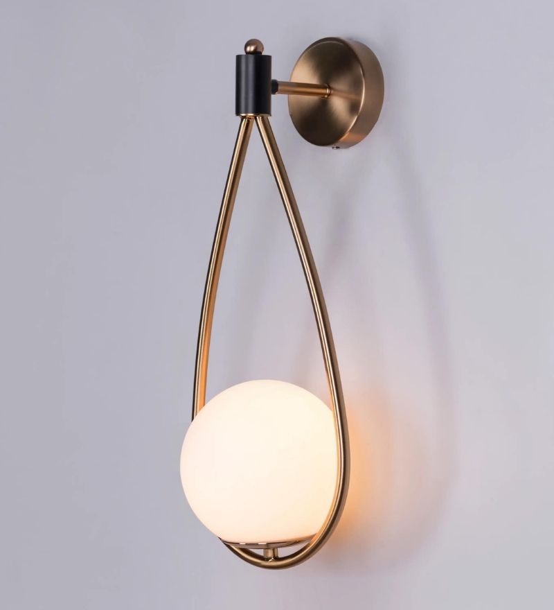 BOKT WALL LIGHT