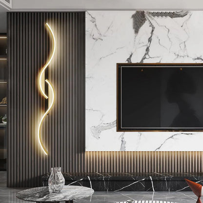 Modern LED Twisted Wave Wall Light – Sleek Artistic Vertical Wall Sconce