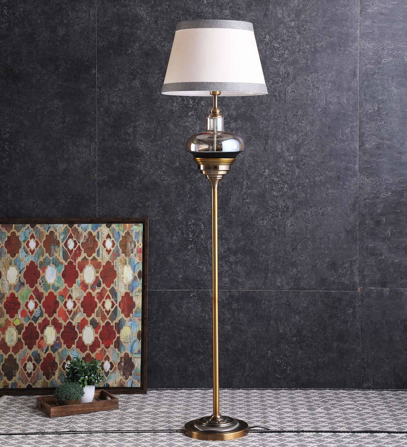 Maximiano Floor Lamp