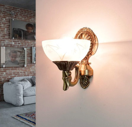 ARENA WALL LAMP