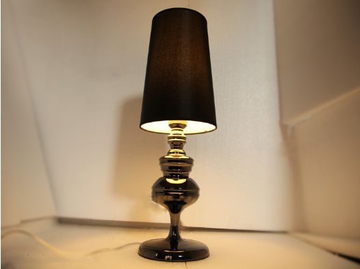 BLACK TABLE LAMP - Stello Light Studio