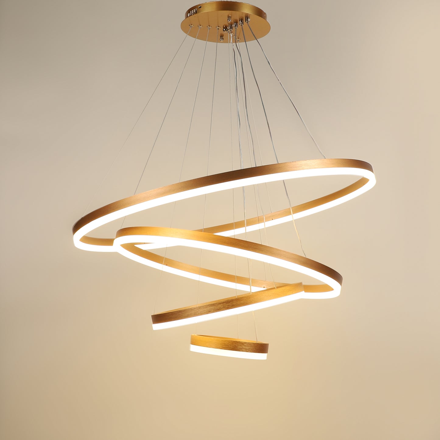 JOIDE FOUR MODERN RINGS CHANDELIER