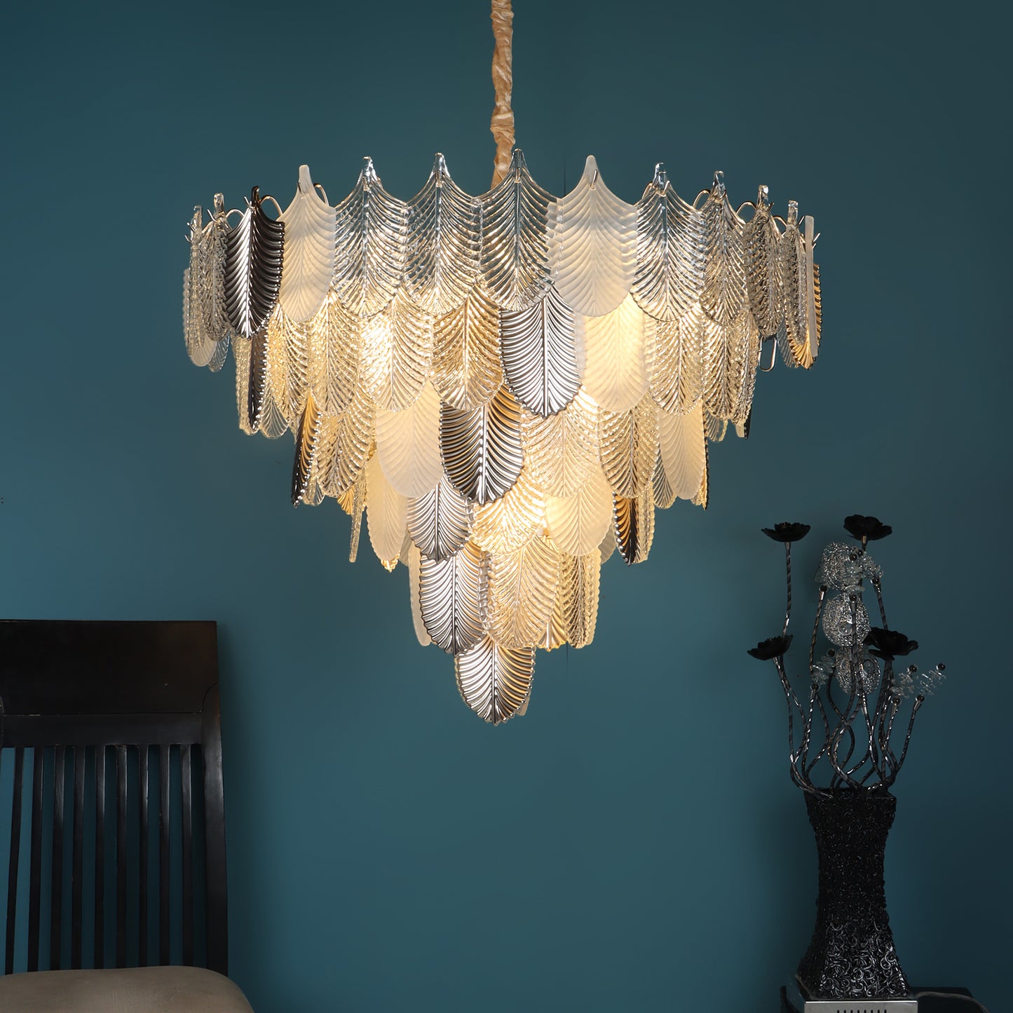 ORREN WHITE & GOLD GLASS CHANDELIER  LARGE