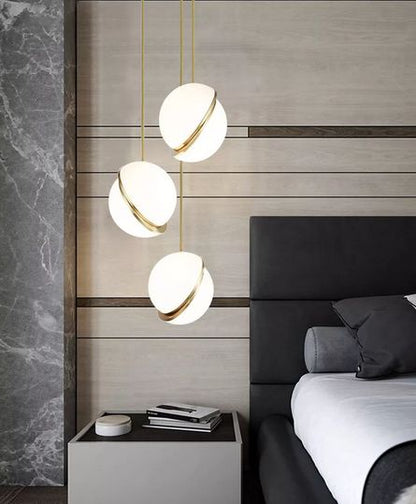 ENCHANTED PENDENT LIGHT